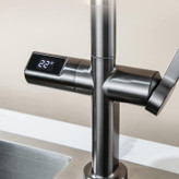 شیر ظرفشویی هوشمند با صفحه نمایش