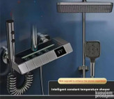 صفحه دیجیتال دمای آب در دوش پیانویی