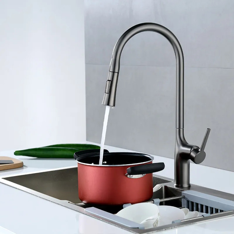 ارگونومی شیر Hyshin 468 برای شستشوی ظروف بزرگ و سینک.