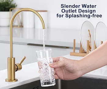 شیر آب تصفیه اهرمی لوکس AQUAVITA مدل PURITY-FLOW با طراحی منحنی و خروجی آب خالص.