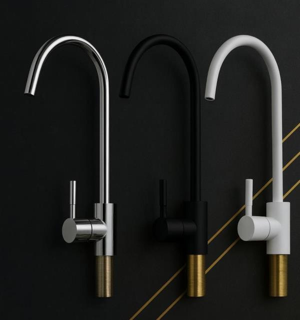 نمای نزدیک اهرم و نازل شیر آب تصفیه PURITY-FLOW برای جریان آب نرم.