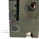 نمای نزدیک نمایشگر دیجیتال دمای آب دوش پیانویی DIGITAL-PIANO.