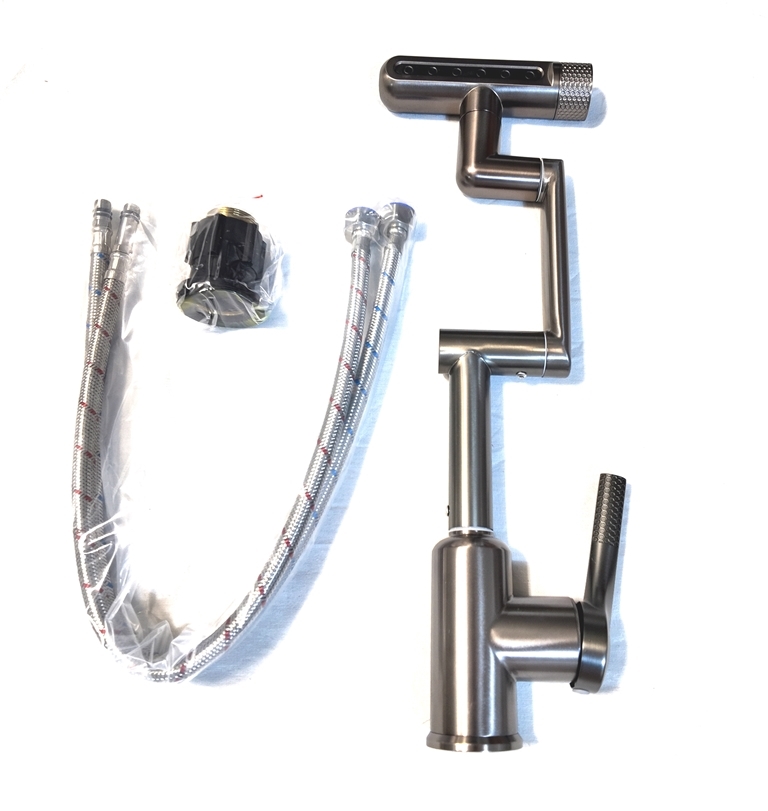 نصب آسان و بدنه آلیاژ برنج شیر روشویی AQUA-FLEX.