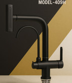 شیر ظرفشویی دومنظوره شاوری HuaDiao HD409 نصب شده روی سینک ظرفشویی.