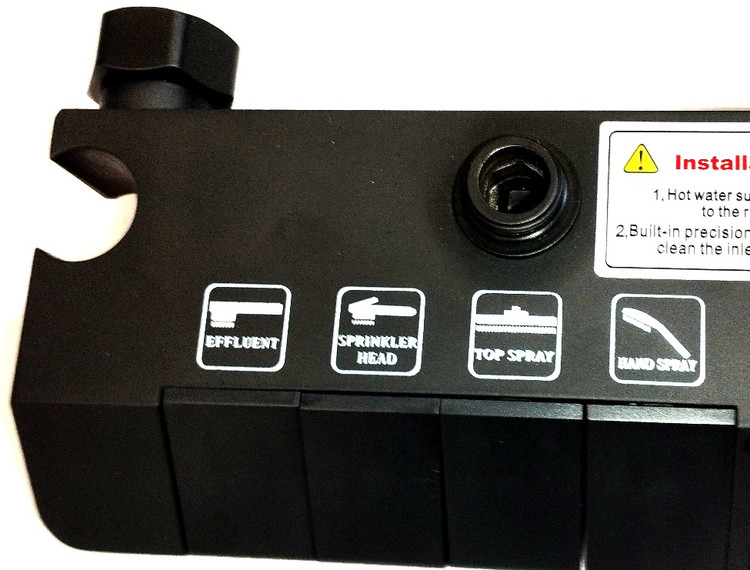 تصویر اکشن: تنظیم دقیق دمای آب با نمایشگر دیجیتال SAN MARINO.