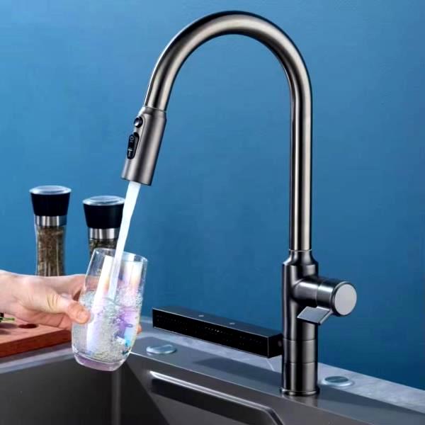 نصب شیر ظرفشویی آبشاری و شاوری HuaDiao روی سینک توکار.