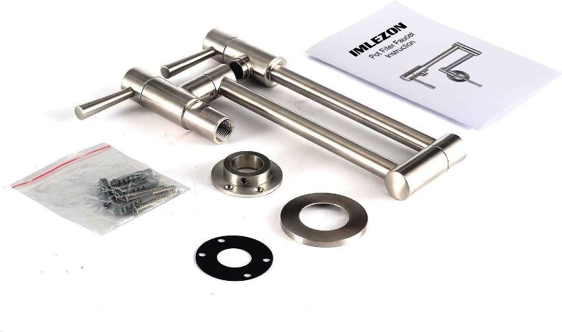 نصب دیوارکوب شیر روگازی هوادیائو در یک آشپزخانه مدرن.