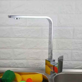 اهرم کنترل تک اهرمی شیر LEVEANTY با عملکرد روان و دقیق.