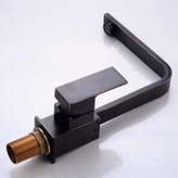 اهرم کنترل تک اهرمی شیر LEVEANTY با عملکرد روان و دقیق.