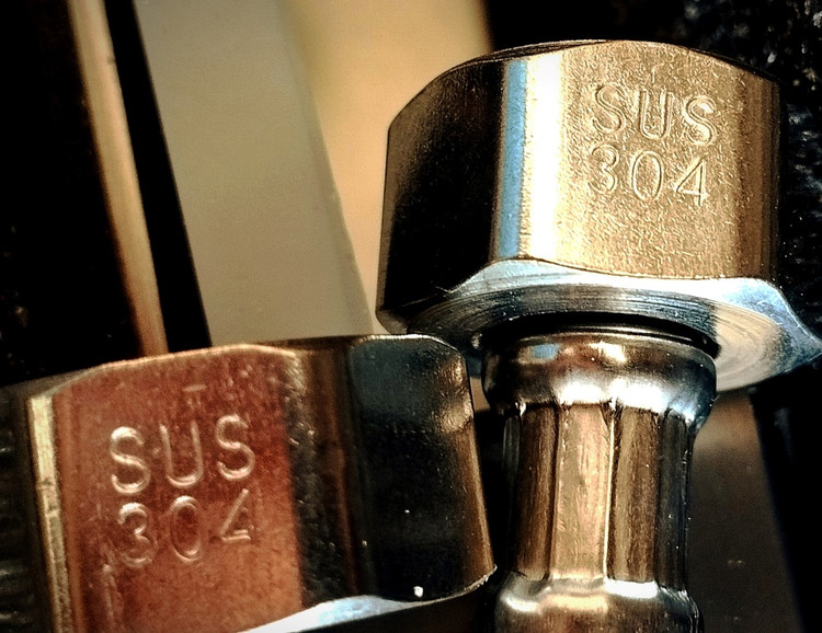 سینک استیل ضدزنگ SUS304 گرید A مدل پیانویی