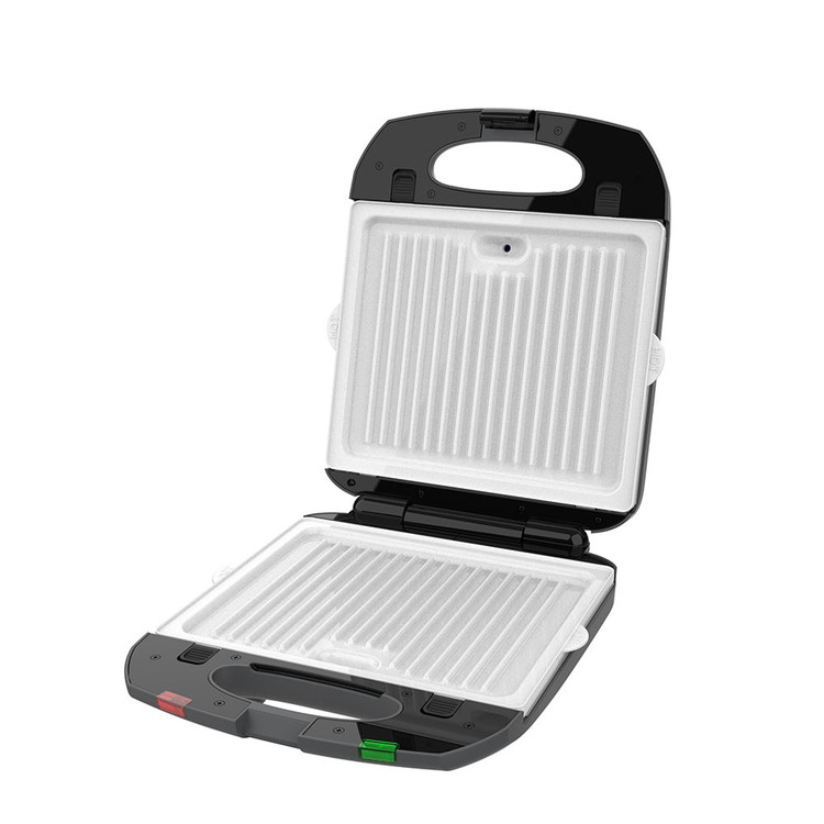 مقایسه اندازه دستگاه ساندویچ ساز ZC-8045 با فضای کماشغال آن در آشپزخانه.