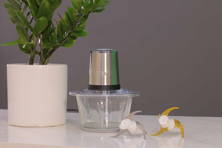 خرد کردن سریع گوشت و سبزیجات با خردکن دو لیتری زیکو