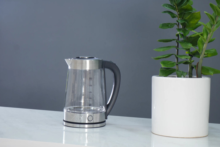 بدنه کتری برقی نشکن آنتی باکتریال زیکو برای حفظ سلامت و طعم آب